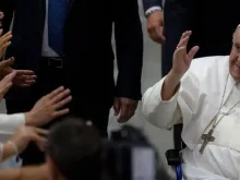 Papa Francisco durante audiência geral na Sala Paulo VI, agosto de 2022