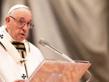 Papa Francisco na Missa de hoje na Basílica de São Pedro.