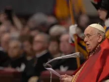 O papa Francisco na missa pela Solenidade de São Pedro e São Paulo hoje (29