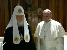 Foto : O Papa Francisco e o Patriarca Kirill de Moscou