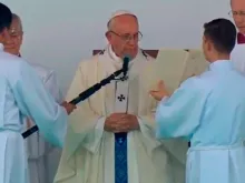Papa Francisco celebra Missa em Medellín.