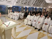 Papa celebra Missa na Casa de Santa Marta.