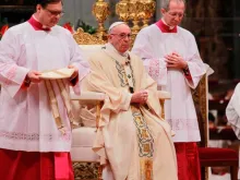 Papa Francisco durante a Missa da Epifania do Senhor 