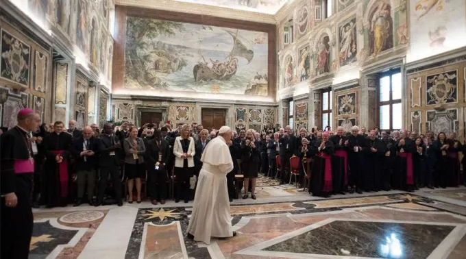 PapaFranciscoPontificiaAcademiaVida_VaticanMedia_25022019.jpg ?? 