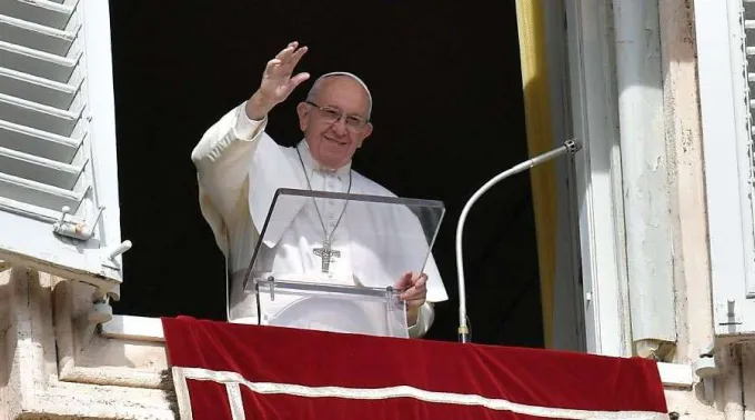 PapaFranciscoRezoAngelus_VaticanMedia_28042019.jpg ?? 