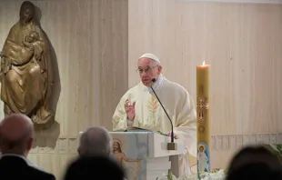 Papa Francisco durante a Missa em Santa Marta. 