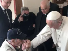 Papa Francisco no Villaggio Emanuele.