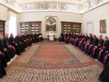 Papa Francisco recebe bispos da Argentina.