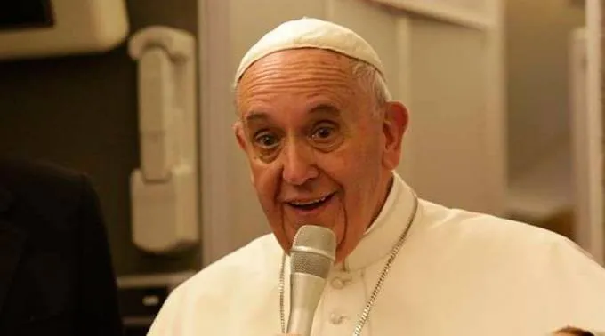 PapaFrancisco_AlanHoldren_ACIPrensa_13052017.jpg ?? 