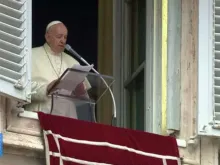 Papa Francisco durante a oração do Ângelus.