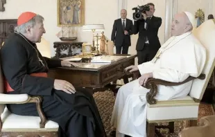 Papa Francisco com o cardeal George Pell