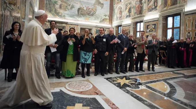 PapaFrancisco_Caritas_LOR_171119.jpg ?? 
