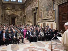 Papa Francisco em audiência com membros da Associação de Empresários Católicos.