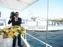 Imagem referencial. Papa Francisco em Lampedusa.
