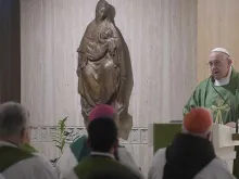 Papa Francisco na Missa na Casa Santa Marta.