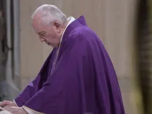 Papa Francisco na Missa na Casa Santa Marta.