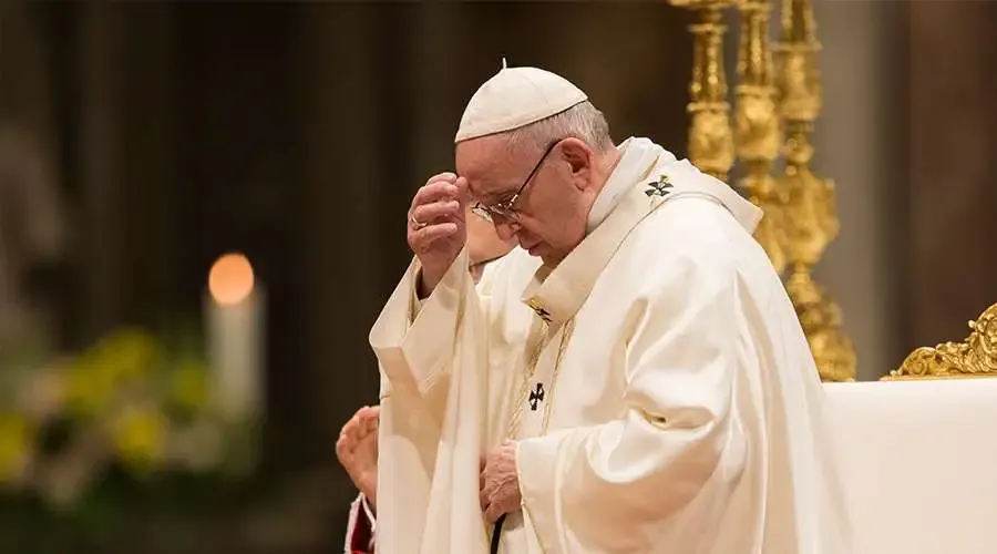 Papa Francisco lamenta a morte do cardeal mais velho do mundo