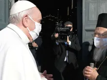 Papa Francisco com o Patriarca Bartolomeu em 20 de outubro de 2020.