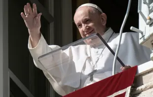 Papa Francisco na oração do Ângelus.