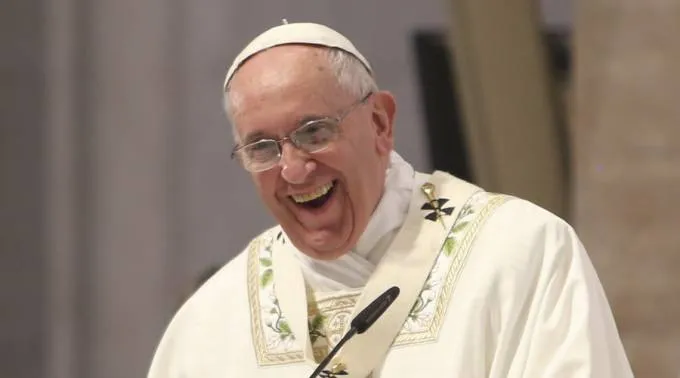 PapaFrancisco_Sonrisa_Manila_AlanHoldren.jpg ?? 