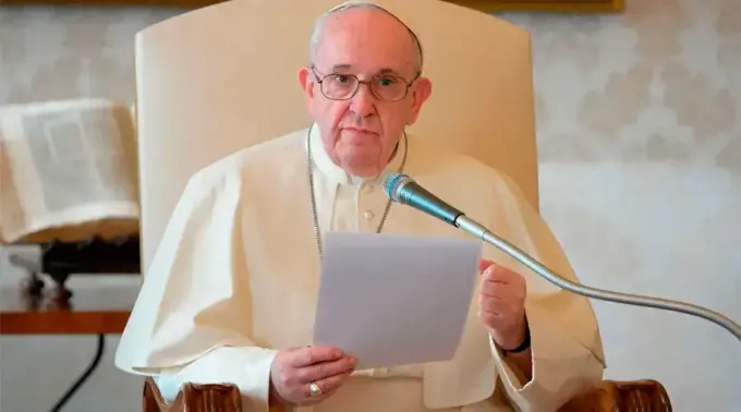 PapaFrancisco_VaticanMedia_021121.webp ?? 