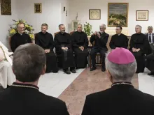 Papa Francisco com jesuítas no Cazaquistão
