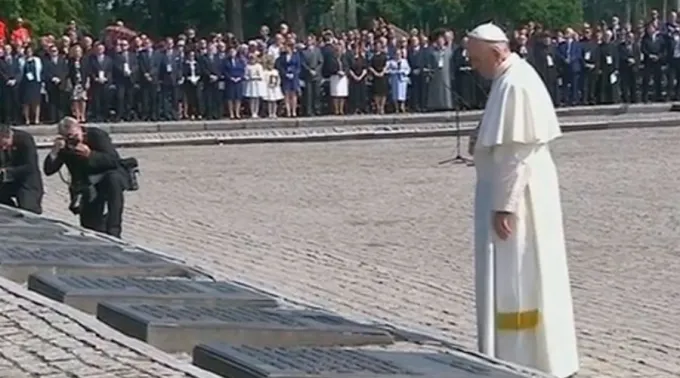 PapaJustos2290716.jpg ?? 