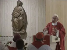 Papa Francisco na Missa na Casa Santa Marta.