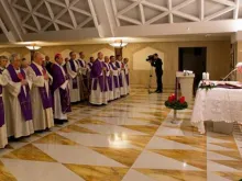 Papa Francisco celebrando a Santa Missa.