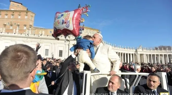 Papa_Francisco_pobres_de_Roma.jpg ?? 