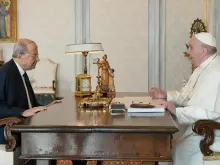 O papa Francisco recebe o presidente Michel Aoun, do Líbano (21 de março de 2022
