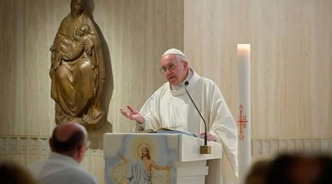 Papa_Santa_Marta_LOR180416.jpg ?? 