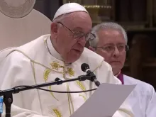 Papa Francisco pronuncia a homilia