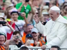 Papa Francisco com os jovens