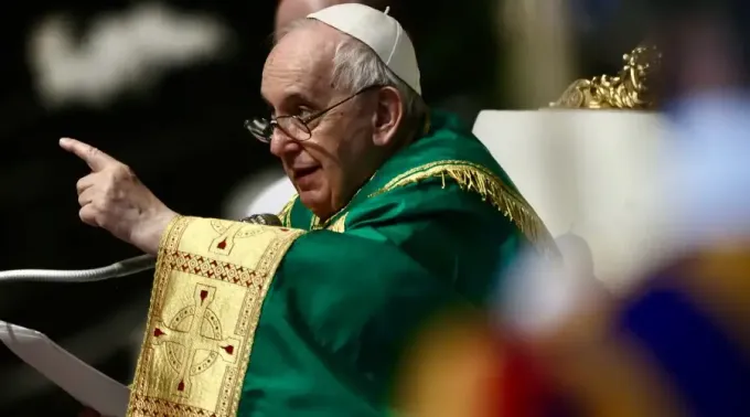 Papa_misacongo_Daniel.webp ?? 