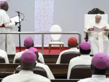 Papa Francisco com os bispos da CENCO