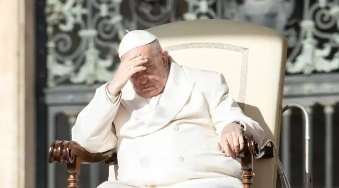 Papa_reza_audiencia.jpg ?? 