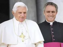 O Papa e Mons. Ganswein