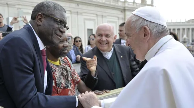 PapaconDenisMukwege_220519_VaticanMedia.jpg ?? 