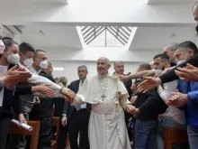 Papa Francisco chega à capela do presídio de Civitavecchia