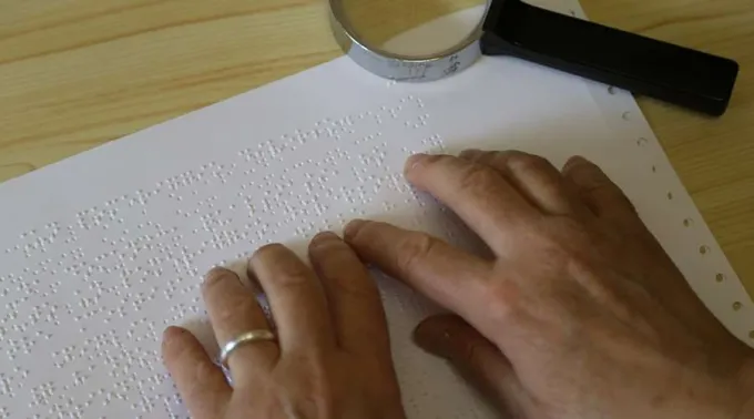 PapelBraille-HijasJesusRey-03122019.jpg ?? 