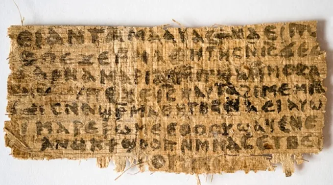 Papyrus_front_Credit_Professor_Karen_L_King_CNA500x320_US_Catholic_News_9_19_12.jpg ?? 