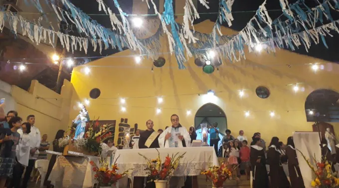 ParoquiadaRocinha.jpg ?? 