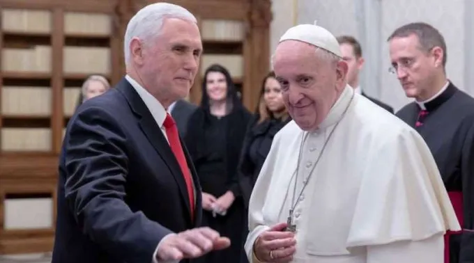 Pence-PapaFrancisco-DanielIbanez-Vaticanpool-24012020.jpg ?? 