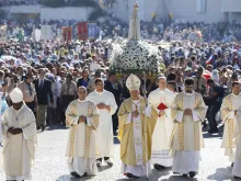 Cardeal Mauro Piacenza preside a Peregrinação Aniversária de Setembro 