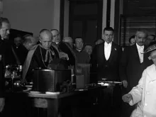 Papa Pio XI na inauguração da Rádio Vaticano.