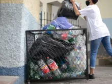 Projeto de coleta de plásticos lançado no Rio de Janeiro.