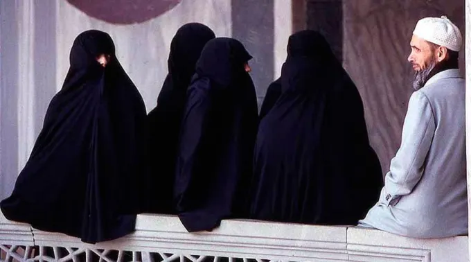 Poligamia_Islam_Italia100816.jpg ?? 