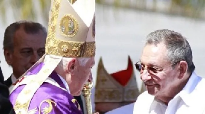 Pope-Castro.jpg ?? 