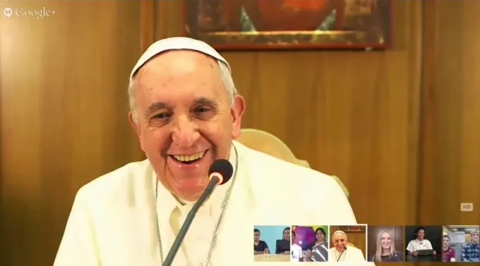 Pope_Francis_speaks_with_children_through_Google_Hangouts_on_Feb_5_2015_CNA_2_5_15.jpg ?? 